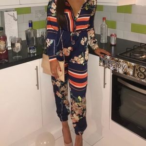 Missguided floral Jumpsuit Navy